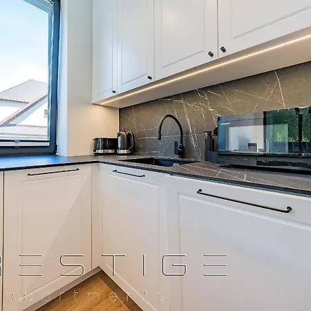 Prestige - Vertica - Orlowo Gdynia